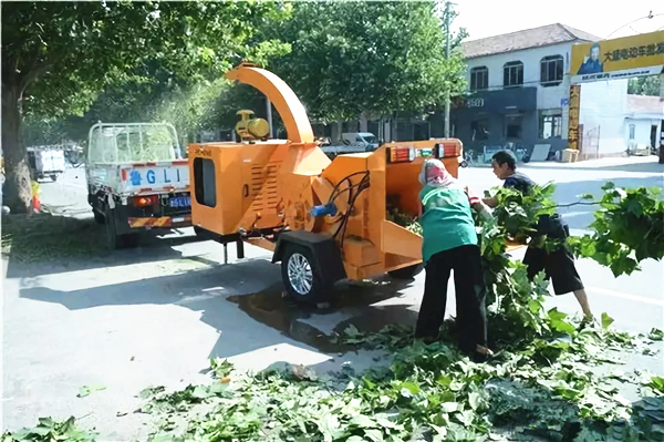 行道修剪樹木枝葉樹枝粉碎機移動式